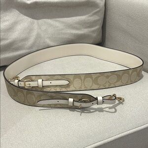 Coach Cc856 Bag Novelty Strap.